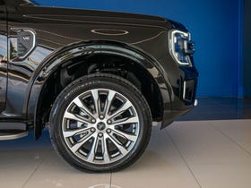 2025 Ford Everest | PLATINUM 3.0D/4WD | 32061 | 6