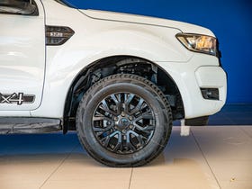 2017 Ford Ranger | FX4 DOUBLE CAB W/SA | 32225 | 6