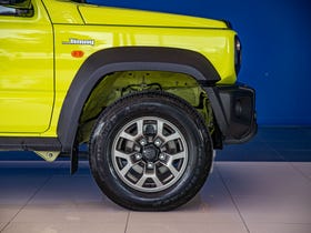 2023 Suzuki Jimny | SIERRA 1.5P/4WD/4AT | 32529 | 6