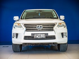 2012 Lexus LX570 | 4WD 5.7P SUV 8 SEATER | 33151 | 2