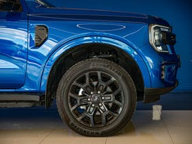 2025 Ford Everest | SPORT 2.0D/4WD/10AT | 33446 | 6