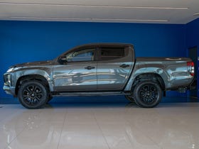 2022 Mitsubishi Triton | DC GLSB 4WD 6AT 2.4D | 33490 | 4