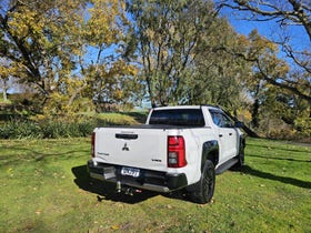 2024 Mitsubishi Triton | DC VRX 4WD 6AT 2.4DT | 27591 | 5