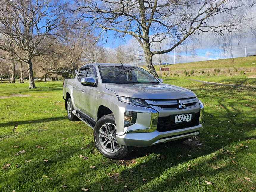 2021 Mitsubishi Triton | DC GLXR 6AT 2.4D | 27784 | 1