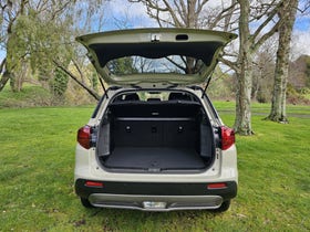 2025 Suzuki Vitara | JLX HYBRID 2WD 1.4PT | 28540 | 4