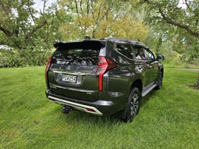 2022 Mitsubishi Pajero Sport | VRX 2.4D/4WD/8AT | 29242 | 3