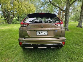 2022 Mitsubishi Eclipse Cross | VRX PHEV/4WD/AT | 29365 | 4