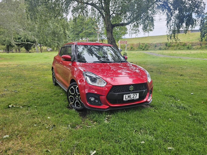 2018 Suzuki Swift | SPORT 1.4PT/6MT | 29700 | 1