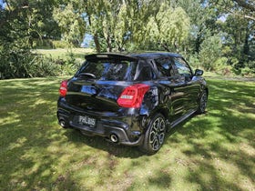 2022 Suzuki Swift | SPORT 1.4PT/6MT | 30061 | 3