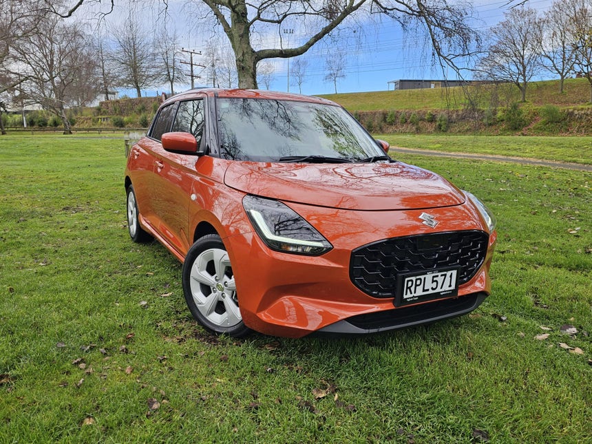 2026 Suzuki Swift | GLZC 1.2PMH/CVT | 32301 | 1