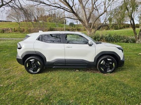 2026 Suzuki E VITARA | JLXF 61KWH/EV/FG | 32982 | 3
