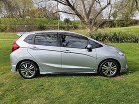2015 Honda Jazz | RS SPORT 1.5P/CVT/HA/5DR/5 | 33293 | 2