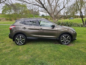 2016 Nissan Qashqai | ST-L 2.0P/CVT | 33374 | 2