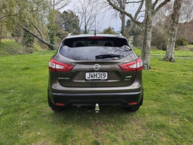 2016 Nissan Qashqai | ST-L 2.0P/CVT | 33374 | 5