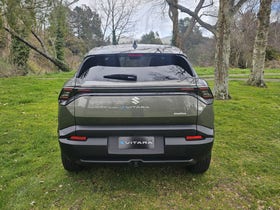 2026 Suzuki E VITARA | JLXH 61KWH/EV/AWD/FG | 33392 | 4