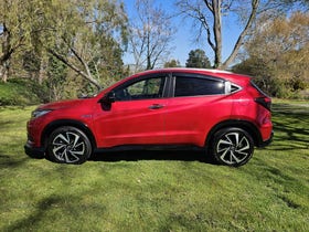 2018 Honda VEZEL | RS | 33530 | 7