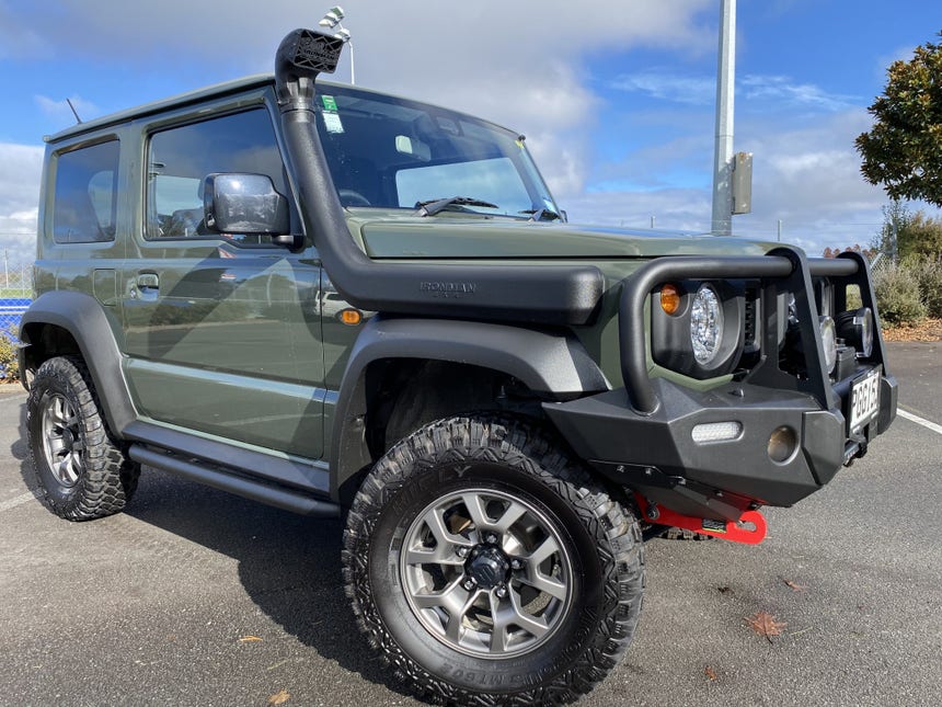 2022 Suzuki Jimny | SIERRA 1.5P/4WD/5MT | 21010 | 1