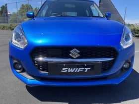 2024 Suzuki Swift | GLX HYBRID 1.2PH | 22360 | 3