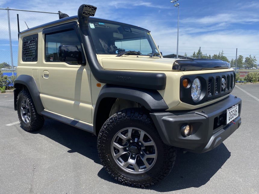 2022 Suzuki Jimny | SIERRA 1.5P/4WD/5MT | 22407 | 1