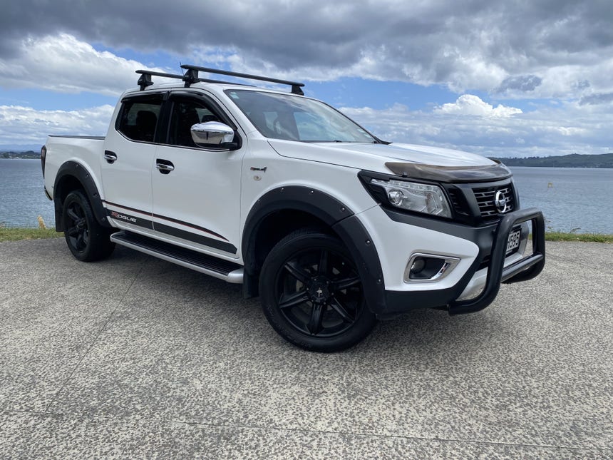 2017 Nissan Navara | ST 2.3D/7AM/UT/4DR/5 | 29385 | 1