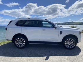 2025 Ford Everest | PLATINUM 3.0D/4WD | 29461 | 3