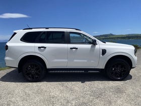 2025 Ford Everest | SPORT 2.0D/4WD/10AT | 29496 | 2
