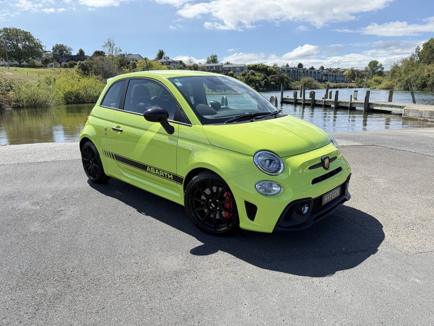2022 Fiat Abarth | 1.4PT/5AT 595 COMPETIZIONE | 30636 | 1