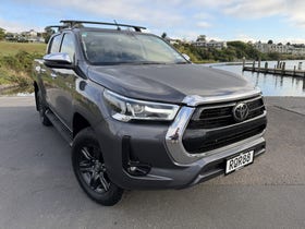 2021 Toyota Hilux | SR5 TD DC 2.8DT/4WD | 30611 | 2