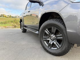 2021 Toyota Hilux | SR5 TD DC 2.8DT/4WD | 30611 | 3