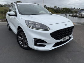 2023 Ford Escape | ST-LINE FHEV 2.5PH | 30696 | 3