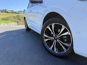 2021 Ford Escape | ST-LINE X PHEV | 30867 | 3