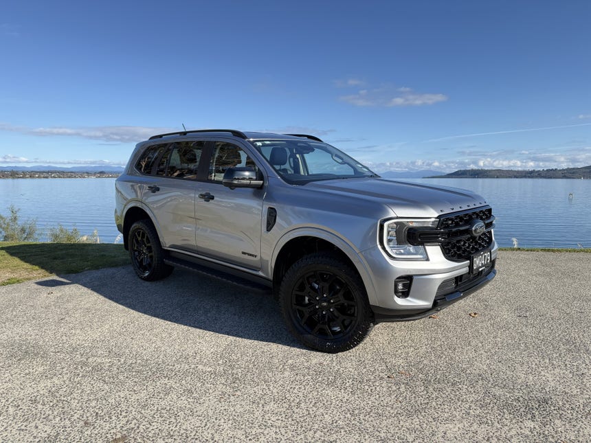 2024 Ford Everest | SPORT 2.0D/4WD/10AT | 31535 | 1