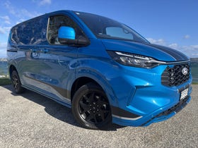 2026 Ford Transit | CUSTOM 320 SPORT AWD | 31933 | 3