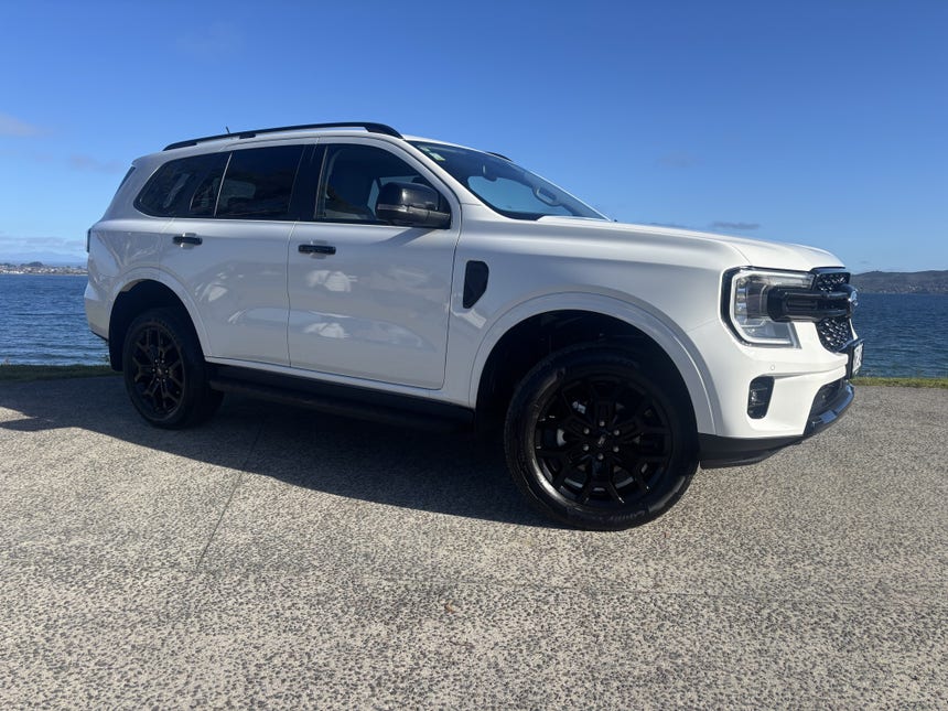 2025 Ford Everest | SPORT 2.0D/4WD/10AT | 32392 | 1