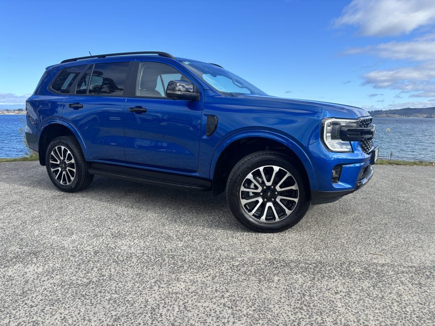 2025 Ford Everest | SPORT 2.0D/4WD/10AT | 31273 | 1