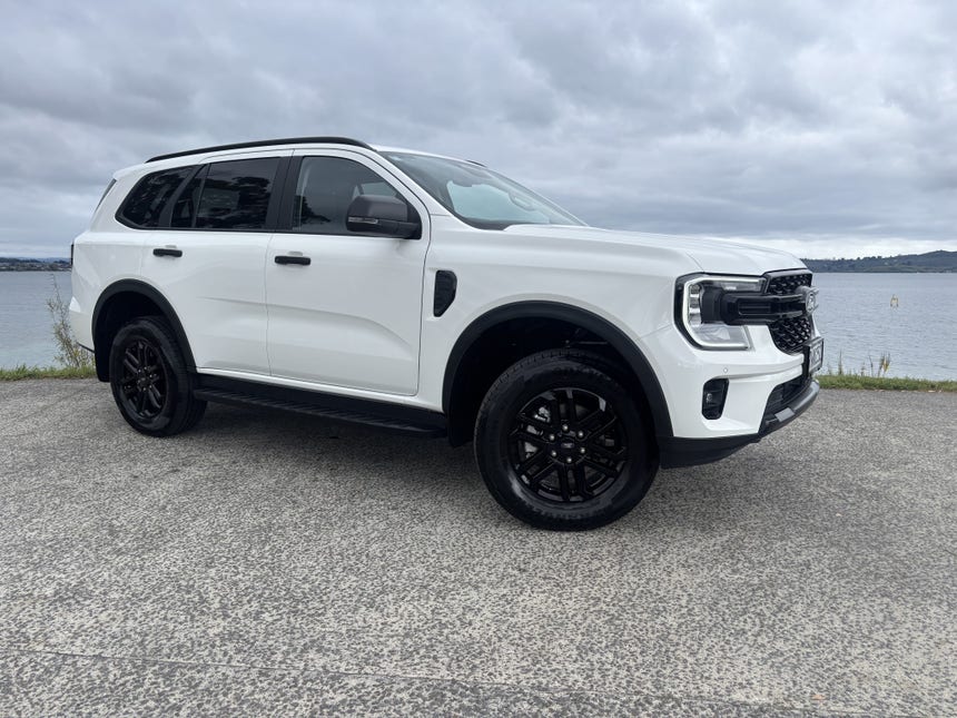 2026 Ford Everest | ACTIVE 2.0D/4WD/10AT | 33640 | 1